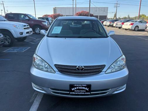 2002 Toyota Camry LE