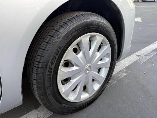 2016 Nissan Versa 1.6 SV