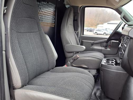 2024 Chevrolet Express 2500 Work Van