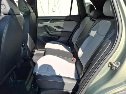 Avocado Green W/Black Roof 2026 Volkswagen Tiguan 2.0T SE R-Line Black