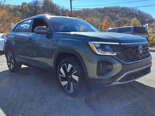 2026 Volkswagen Atlas Cross Sport 2.0T SE