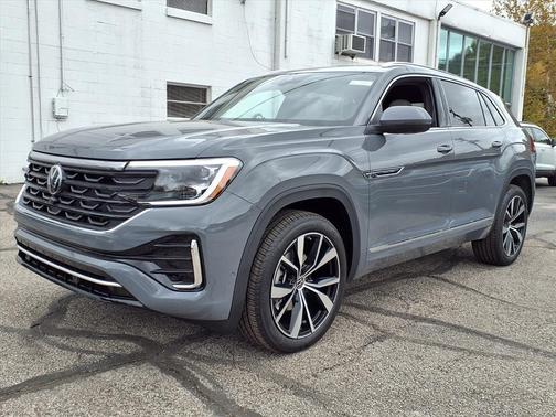2026 Volkswagen Atlas Cross Sport 2.0T SEL Premium R-Line