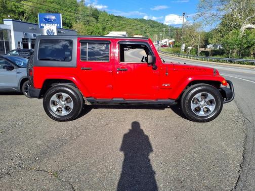 Firecracker Red Clearcoat 2018 Jeep Wrangler JK Unlimited Sahara