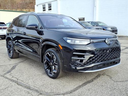 2026 Volkswagen Tiguan 2.0T SEL R-Line