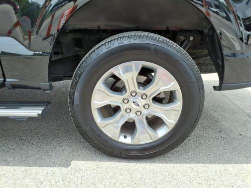 Agate Black 2023 Ford F-150 Platinum