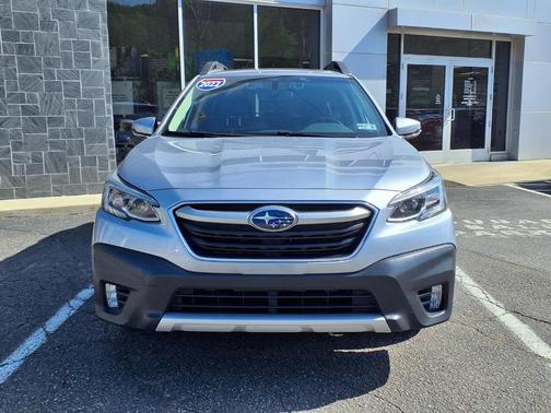 Ice Silver Metallic 2022 Subaru Outback Limited