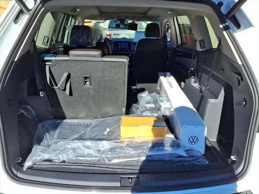 2026 Volkswagen Atlas PEAK EDITION