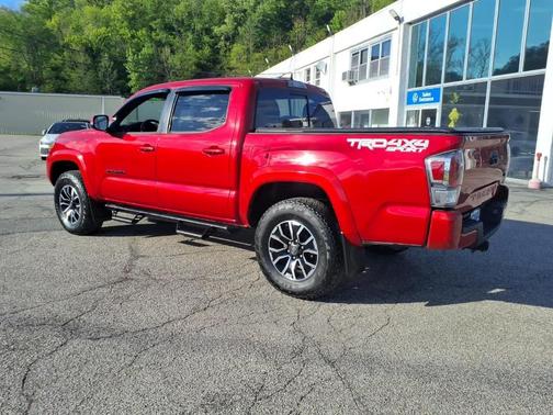 Barcelona Red Metallic 2020 Toyota Tacoma TRD Sport