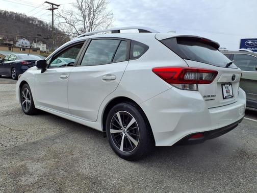 2022 Subaru Impreza Premium