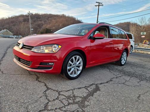 2017 Volkswagen Golf SportWagen TSI SE