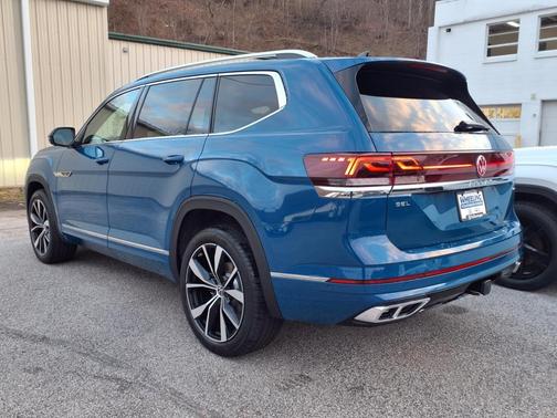 2025 Volkswagen Atlas 2.0T SEL Premium R-Line