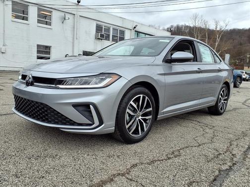 Pyrite 2026 Volkswagen Jetta 1.5T SE Sedan