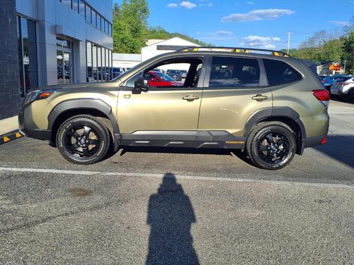 Autumn Green Metallic 2024 Subaru Forester Wilderness