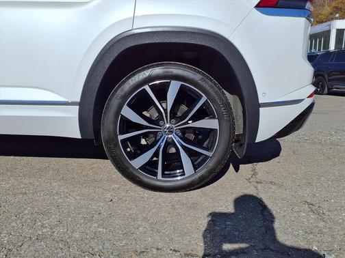 2024 Volkswagen Atlas Cross Sport 2.0T SEL Premium R-Line