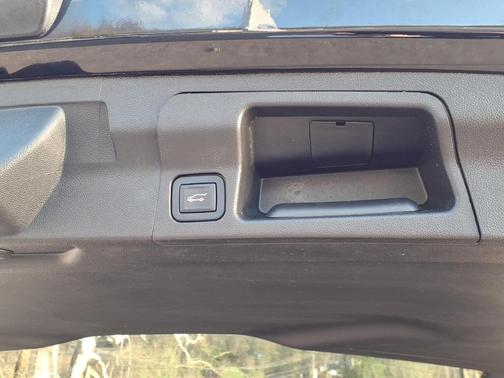 Ebony Twilight Metallic 2022 GMC Acadia SLE