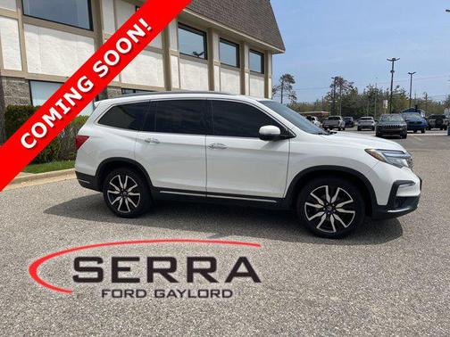 .White 2020 Honda Pilot AWD Elite