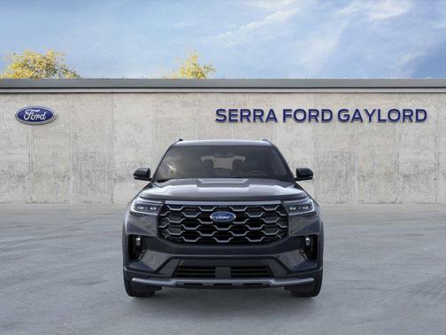 Agate Black Metallic 2026 Ford Explorer Platinum