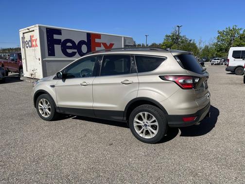 Beige 2017 Ford Escape SE