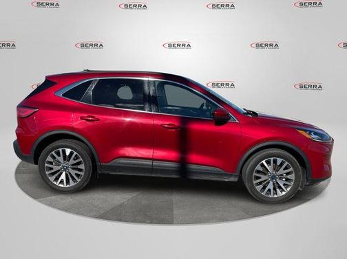 2022 Ford Escape Titanium