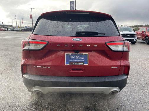 2022 Ford Escape Titanium