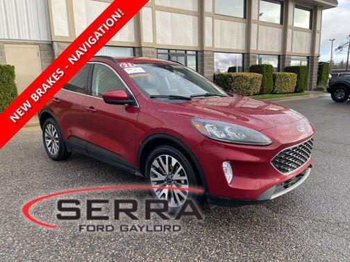 2022 Ford Escape Titanium