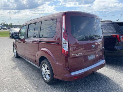2020 Ford Transit Connect Titanium w/Rear Liftgate