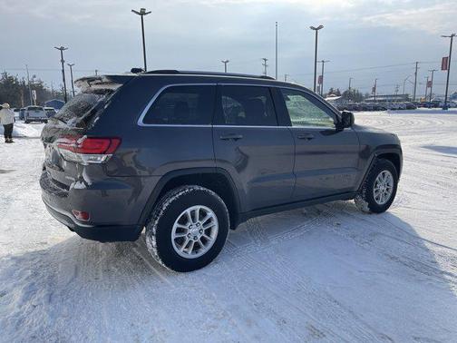 2020 Jeep Grand Cherokee Laredo