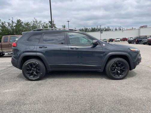 2016 Jeep Cherokee Trailhawk