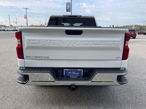 .White 2020 Chevrolet Silverado 1500 LT