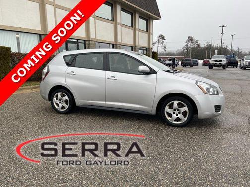 2009 Pontiac Vibe Base