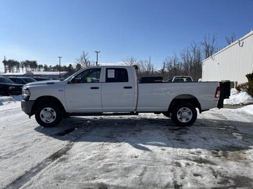 2020 RAM 2500 Tradesman Crew Cab 4x4 8' Box