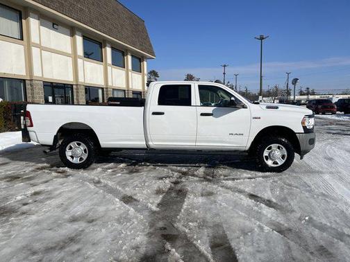 2020 RAM 2500 Tradesman Crew Cab 4x4 8' Box
