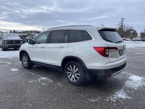 2022 Honda Pilot AWD Black Edition