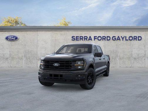 Agate Black Metallic 2026 Ford F-150 XLT