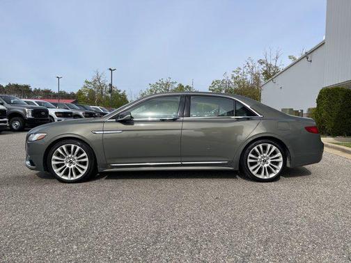 2017 Lincoln Continental Reserve