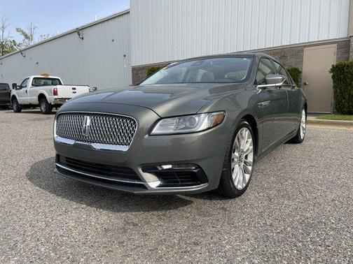 2017 Lincoln Continental Reserve