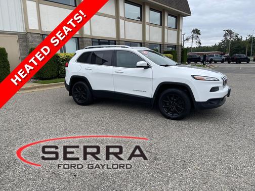 Bright White Clearcoat 2017 Jeep Cherokee Latitude