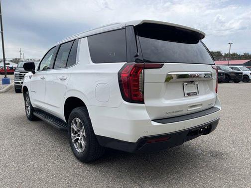2022 GMC Yukon SLE