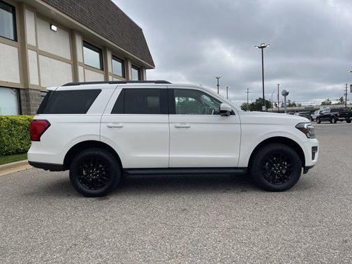 2022 Ford Expedition XLT