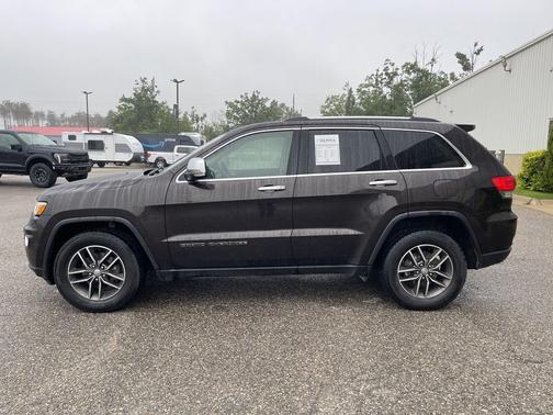 Luxury Brown Pearlcoat 2017 Jeep Grand Cherokee Limited