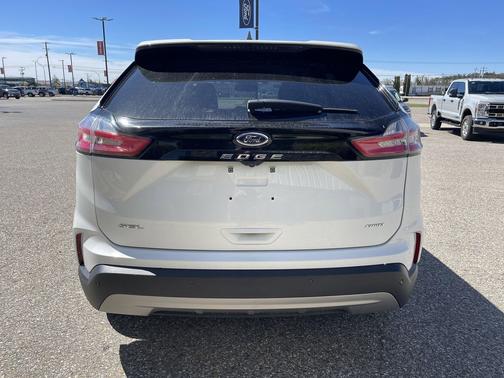 .White 2023 Ford Edge SEL