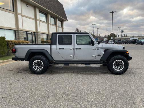 2020 Jeep Gladiator Sport S