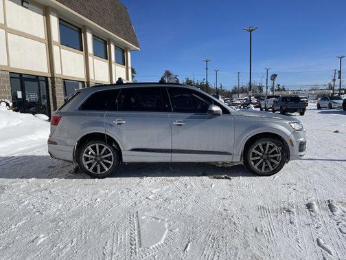 2019 Audi Q7 55 Premium