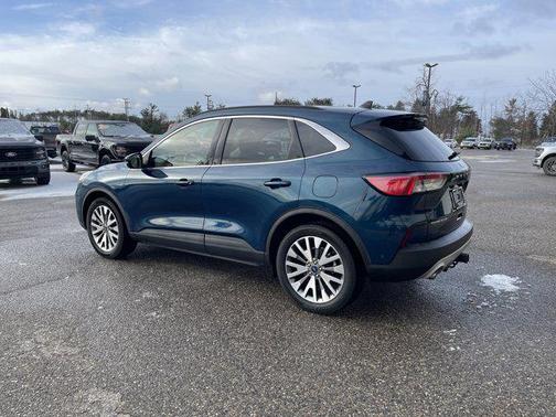 2020 Ford Escape Titanium