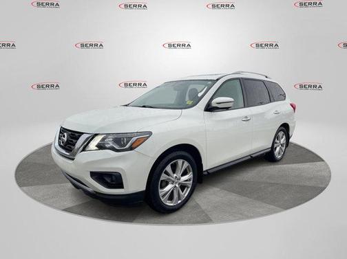2018 Nissan Pathfinder SL