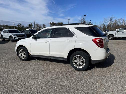 Summit White 2017 Chevrolet Equinox 1LT