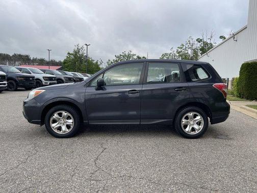 2014 Subaru Forester 2.5i