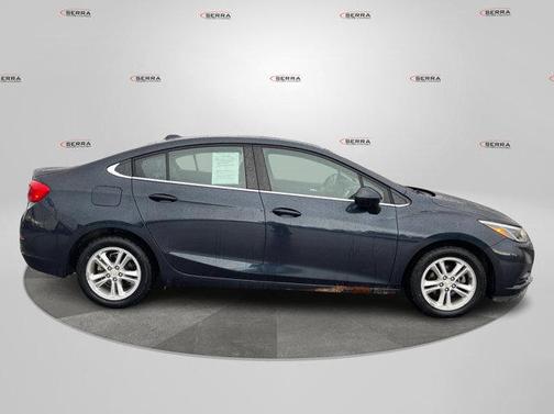 2016 Chevrolet Cruze LT Auto