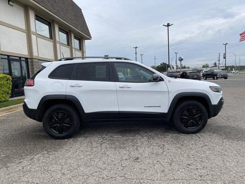 2021 Jeep Cherokee Trailhawk Elite