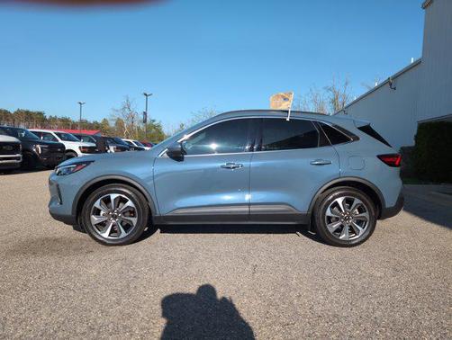 2023 Ford Escape Platinum